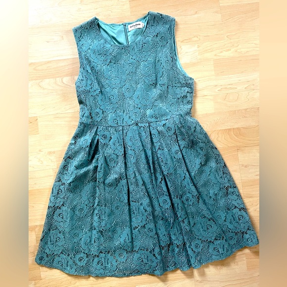 Size XL Lacy A-Line La Vie Lente Dress - Picture 1 of 9